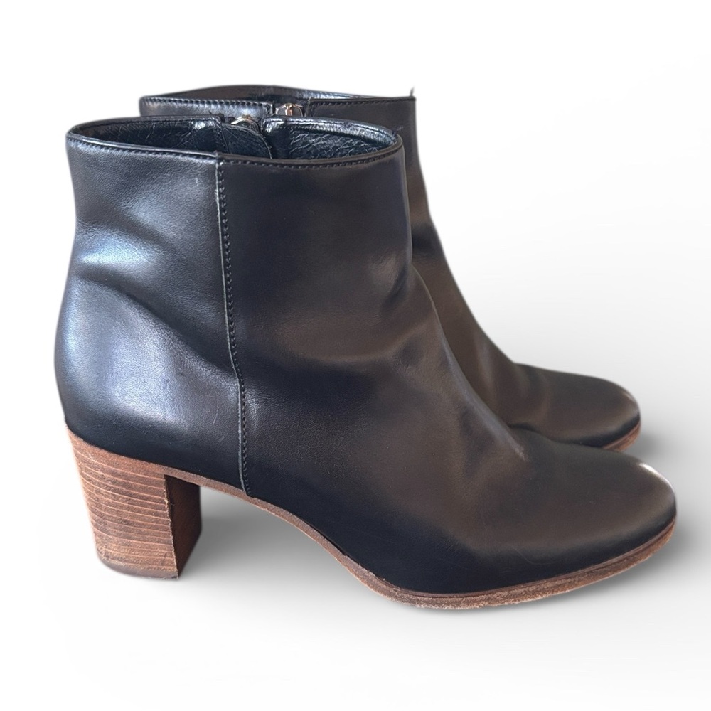 J Crew Black Aggie Italian Leather Ankle Boot Stacked Block Heel‎ Size 8.5